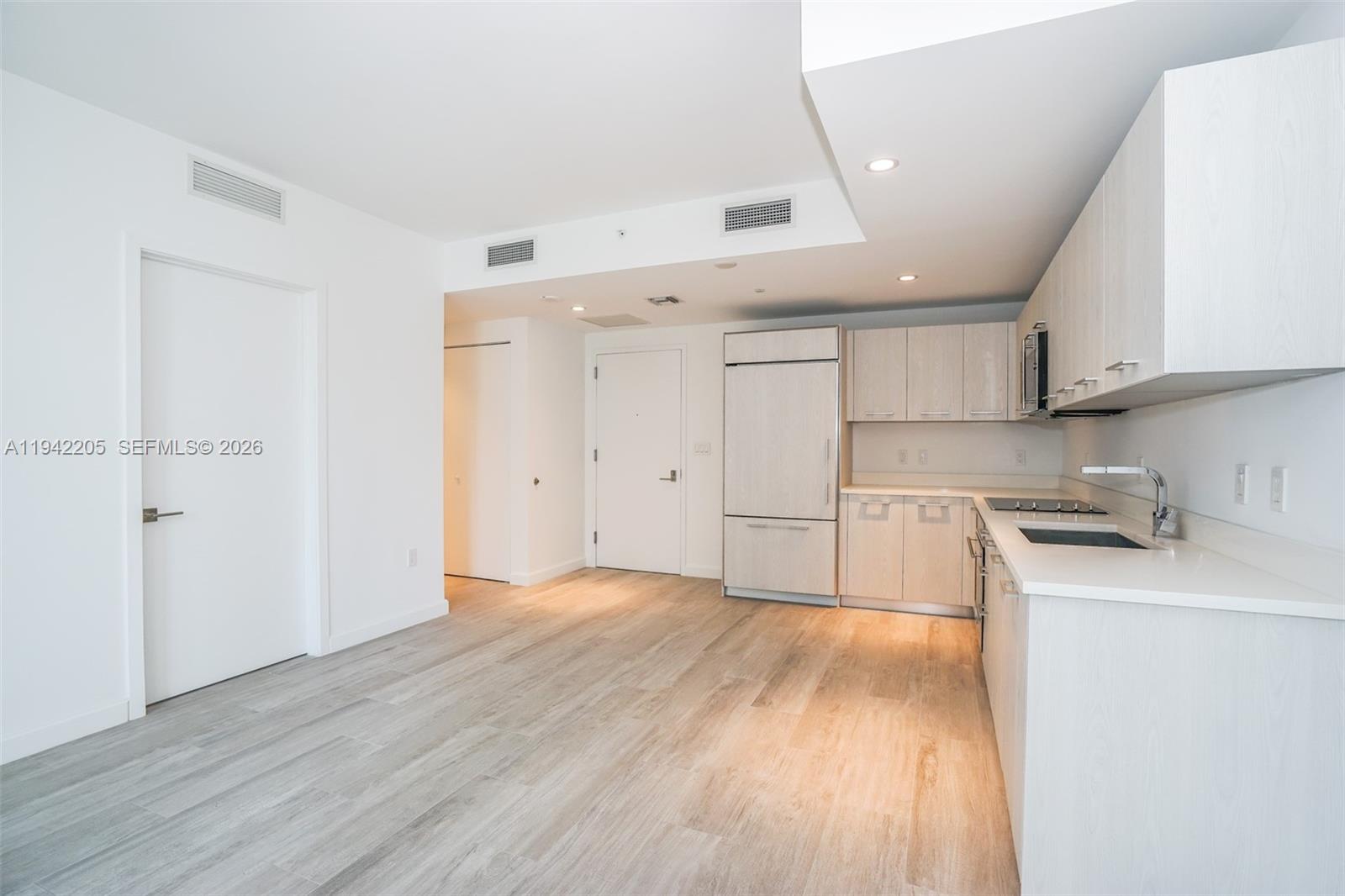 55 SW 9 Street #1407, Miami FL 33130
