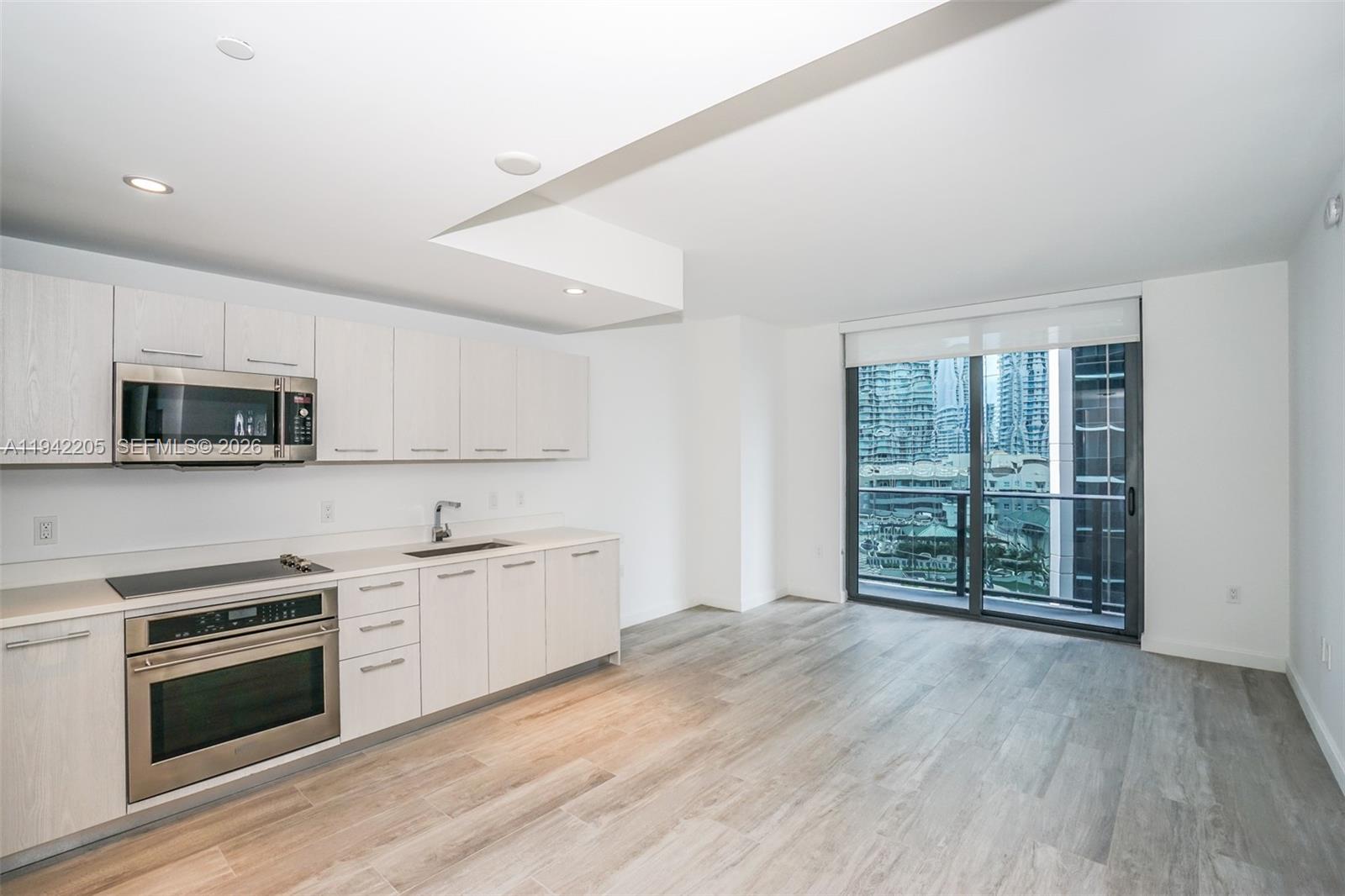 55 SW 9 Street #1407, Miami FL 33130