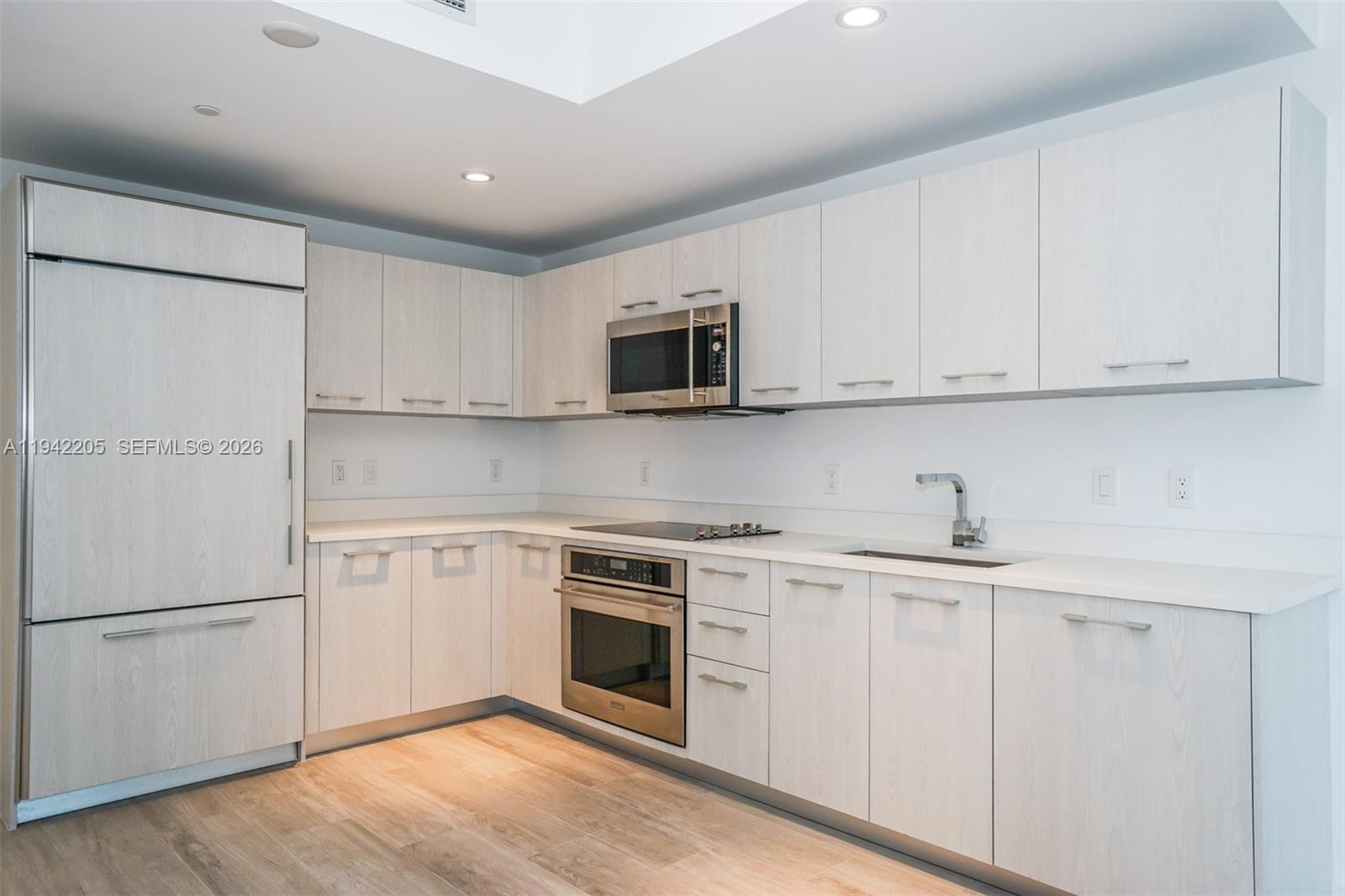 55 SW 9 Street #1407, Miami FL 33130