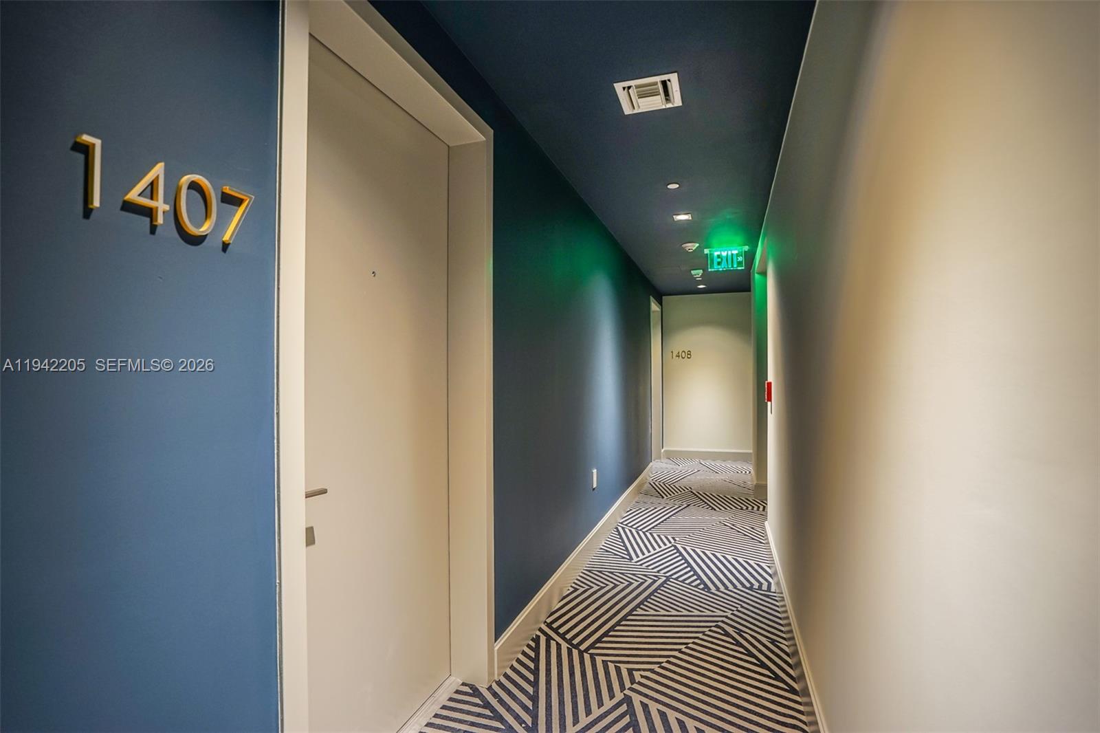 55 SW 9 Street #1407, Miami FL 33130