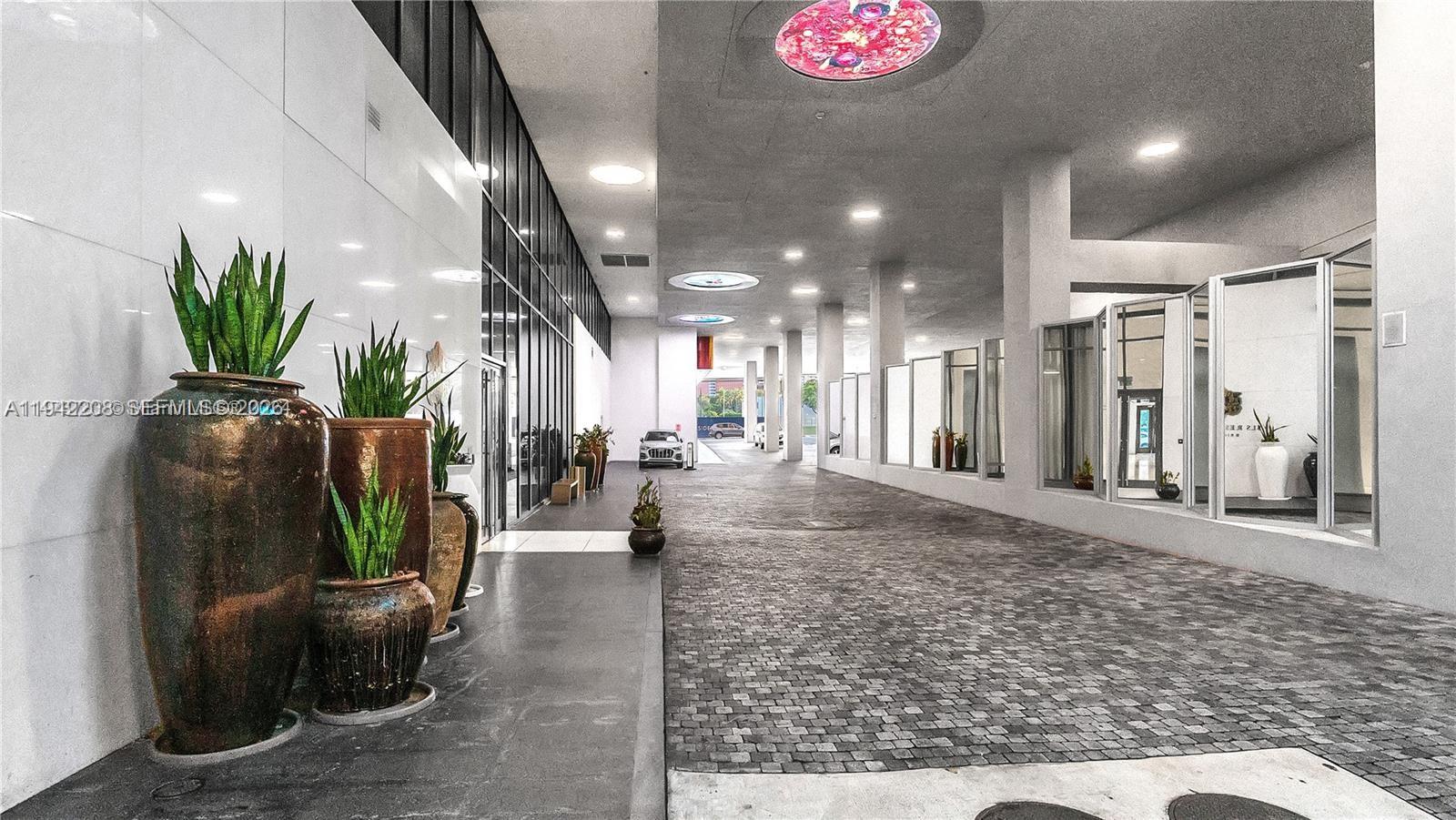 1300 S Miami Ave #1002, Miami FL 33130