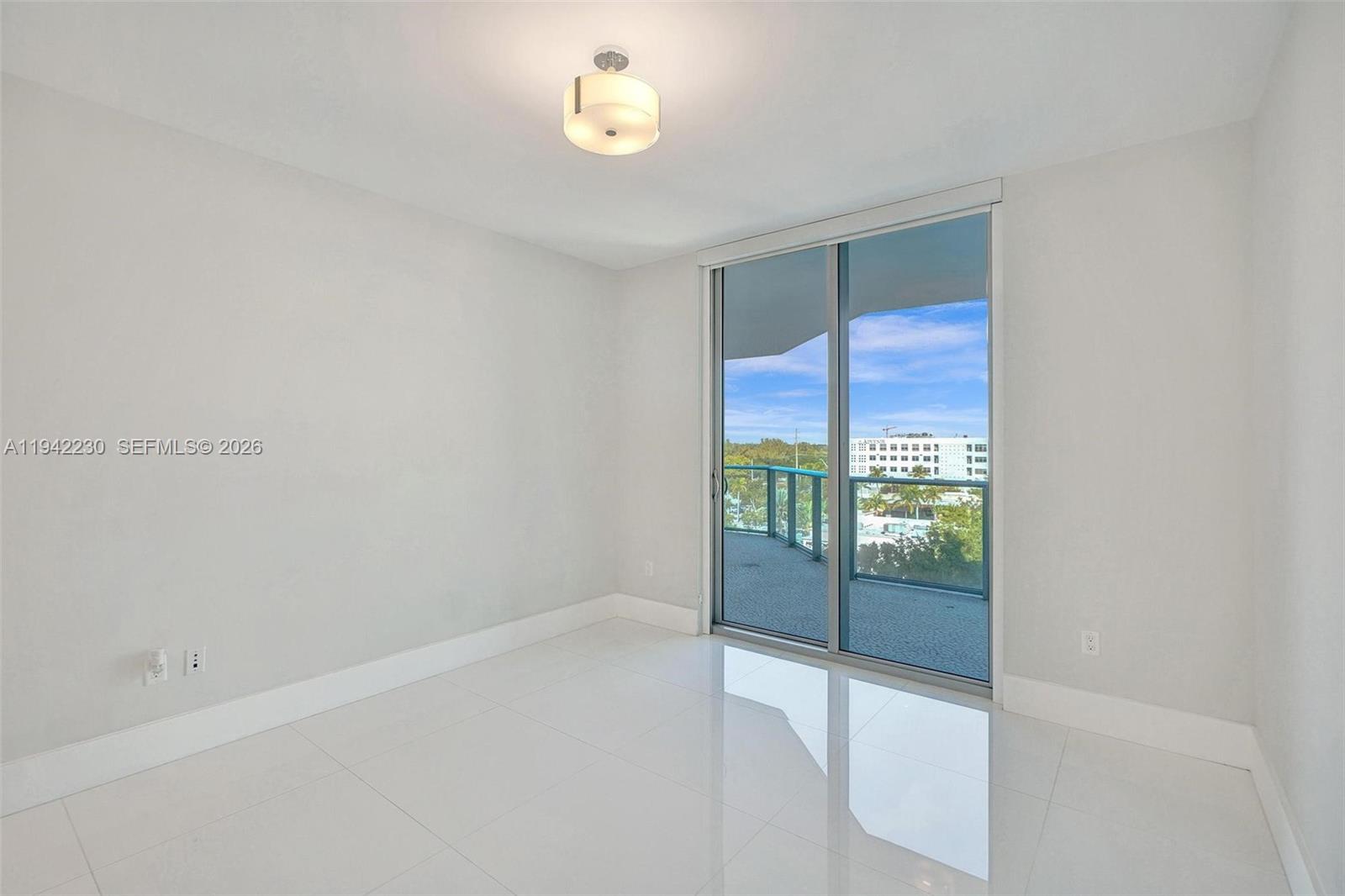 17301 Biscayne Blvd #708, North Miami Beach FL 33160