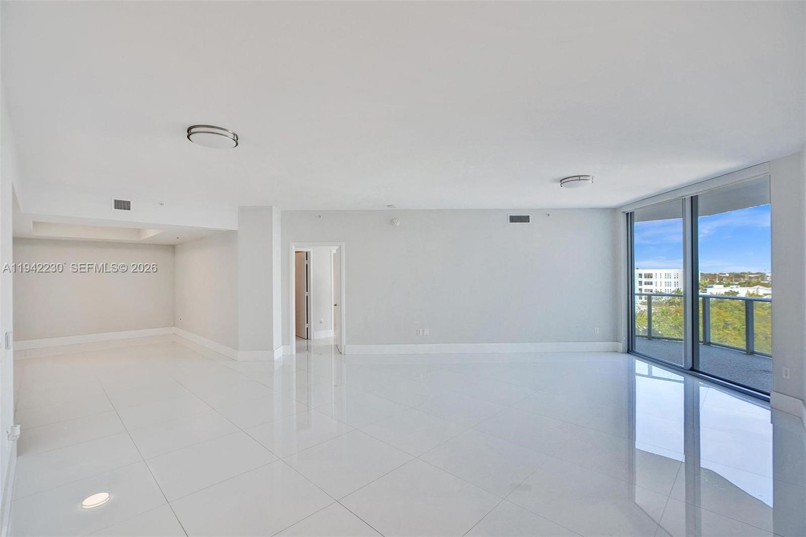 17301 Biscayne Blvd #708, North Miami Beach FL 33160