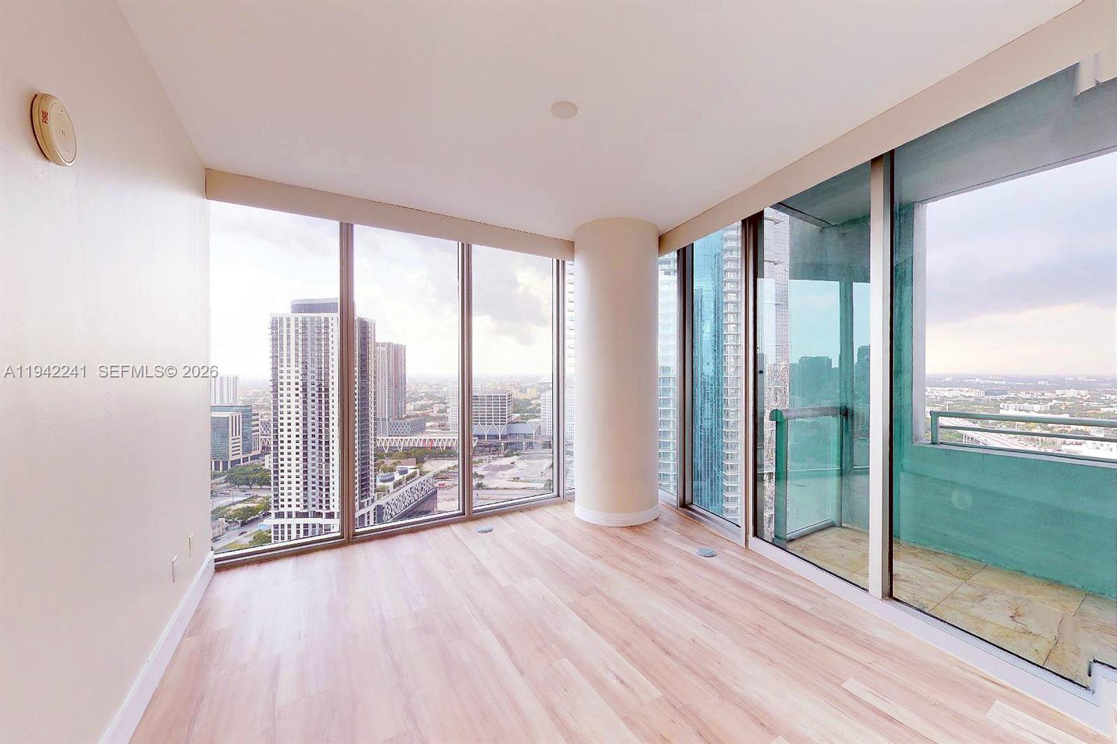 888 Biscayne Blvd #3601, Miami FL 33132