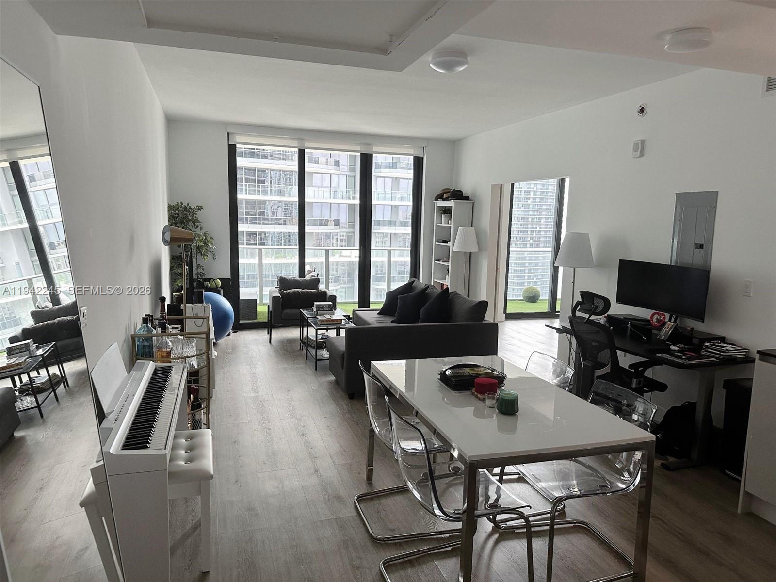 1010 Brickell Ave #3807, Miami FL 33131