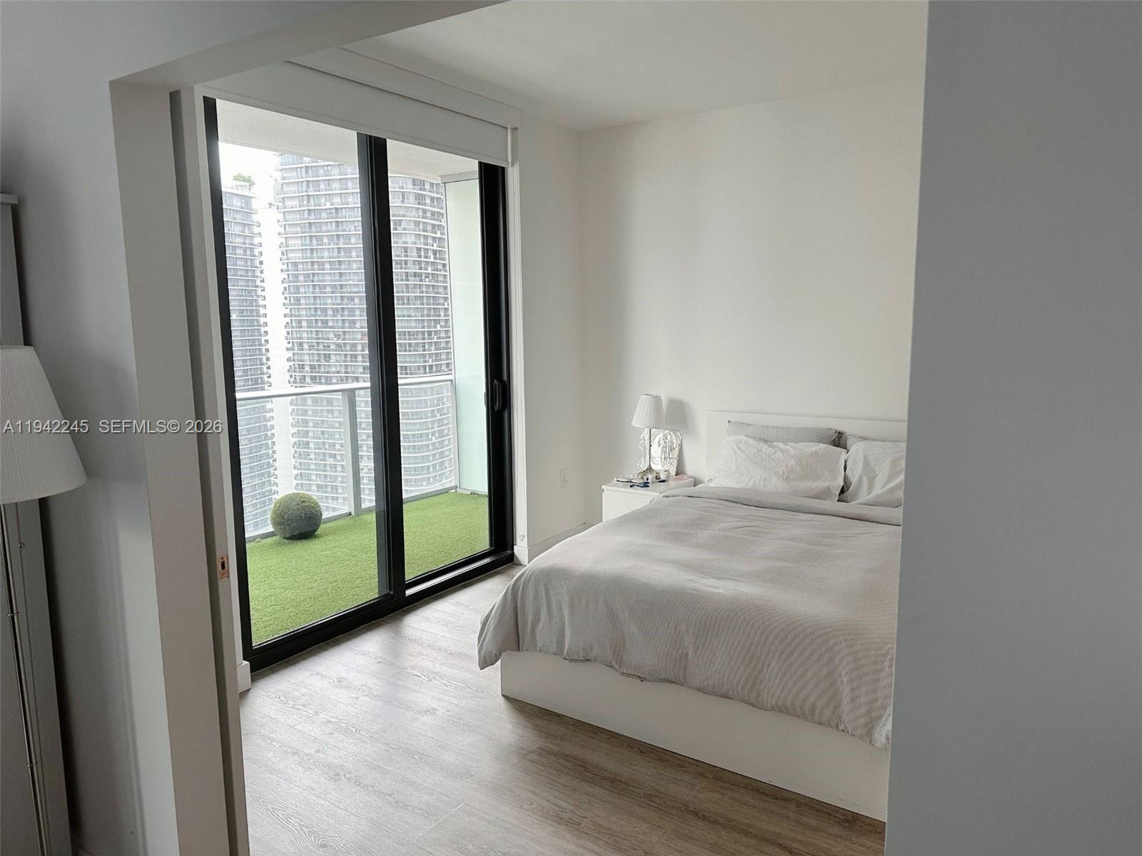 1010 Brickell Ave #3807, Miami FL 33131