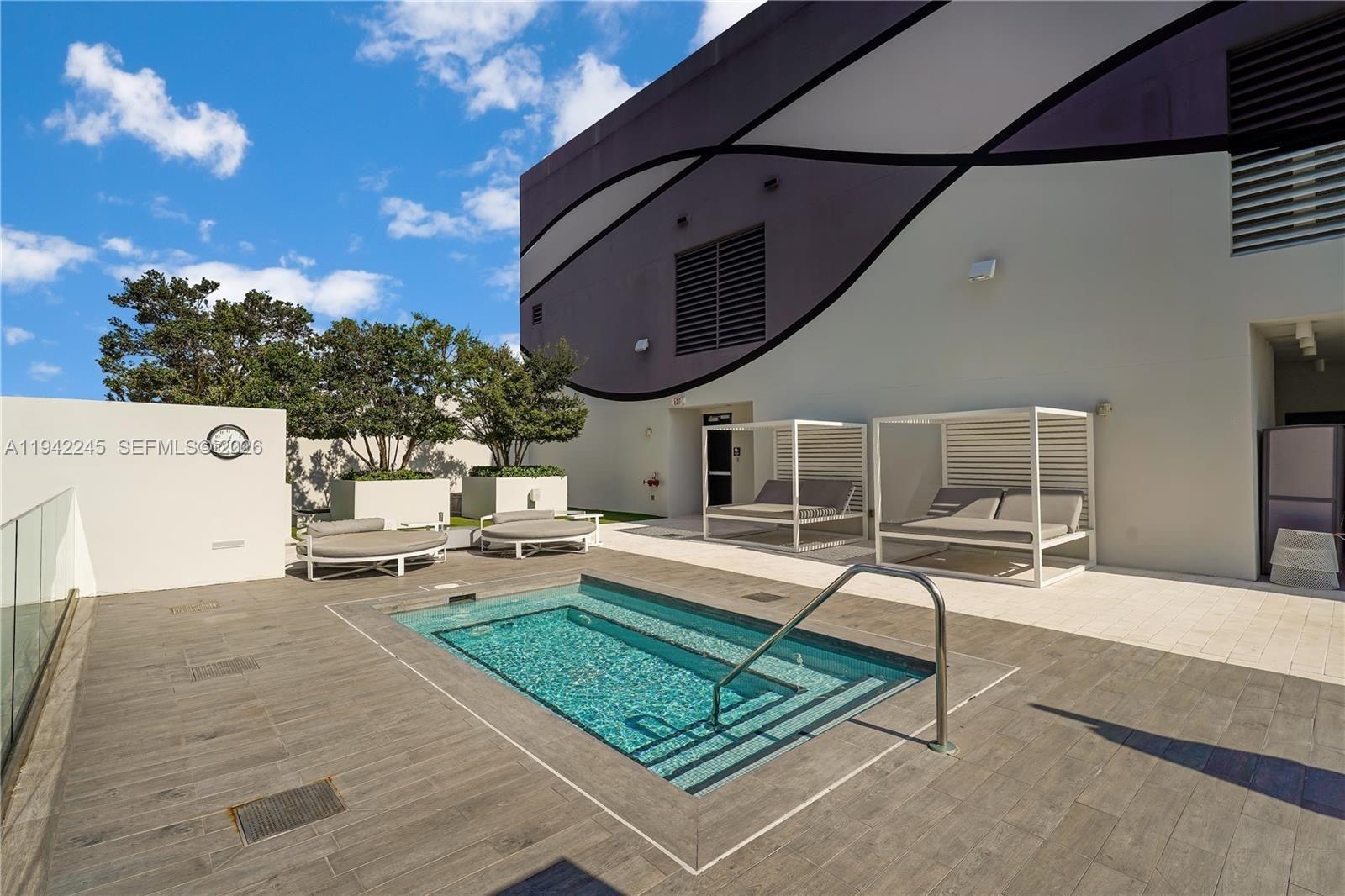 1010 Brickell Ave #3807, Miami FL 33131