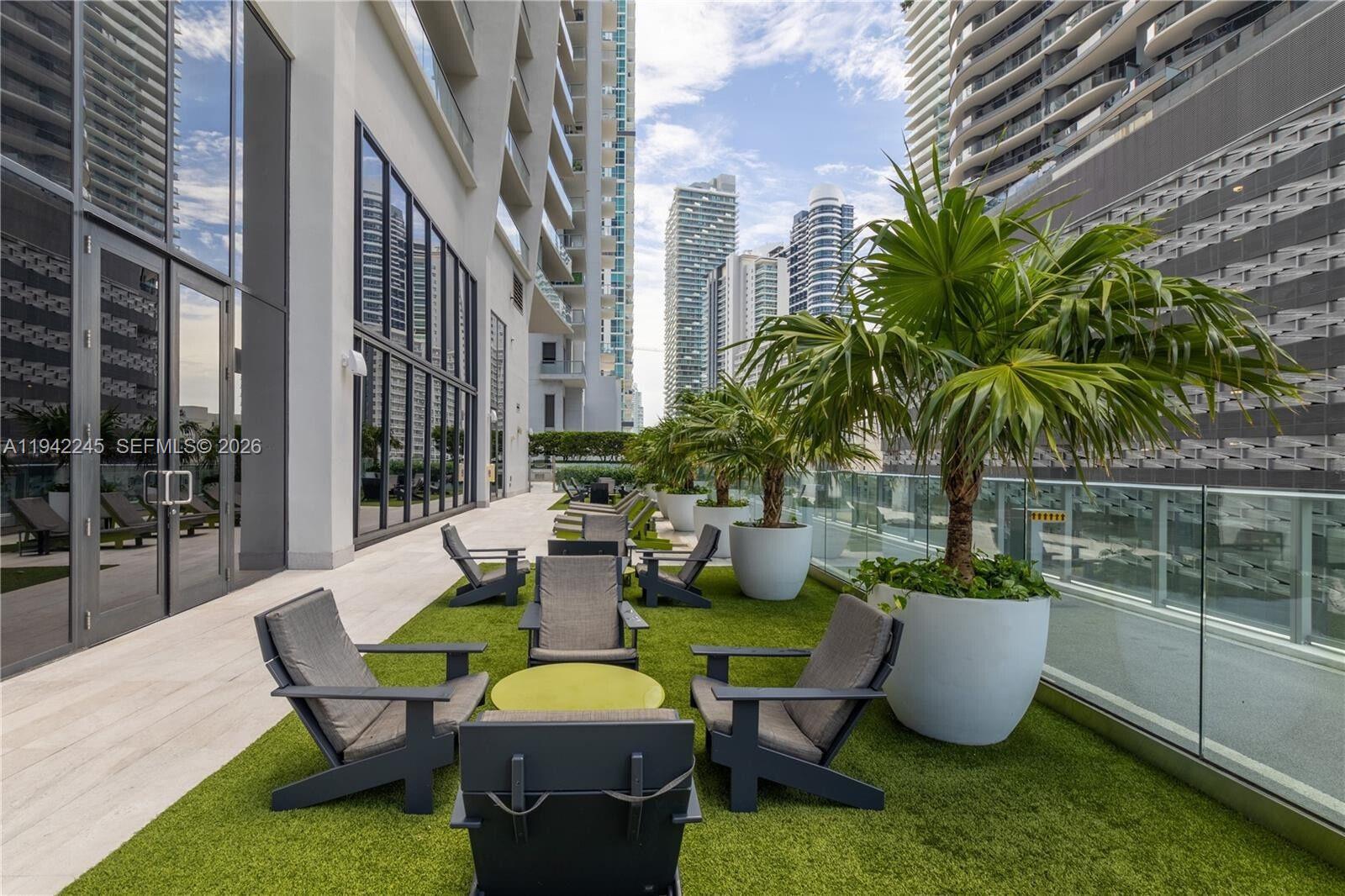 1010 Brickell Ave #3807, Miami FL 33131