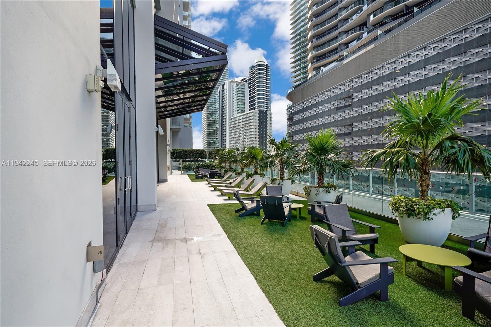 1010 Brickell Ave #3807, Miami FL 33131