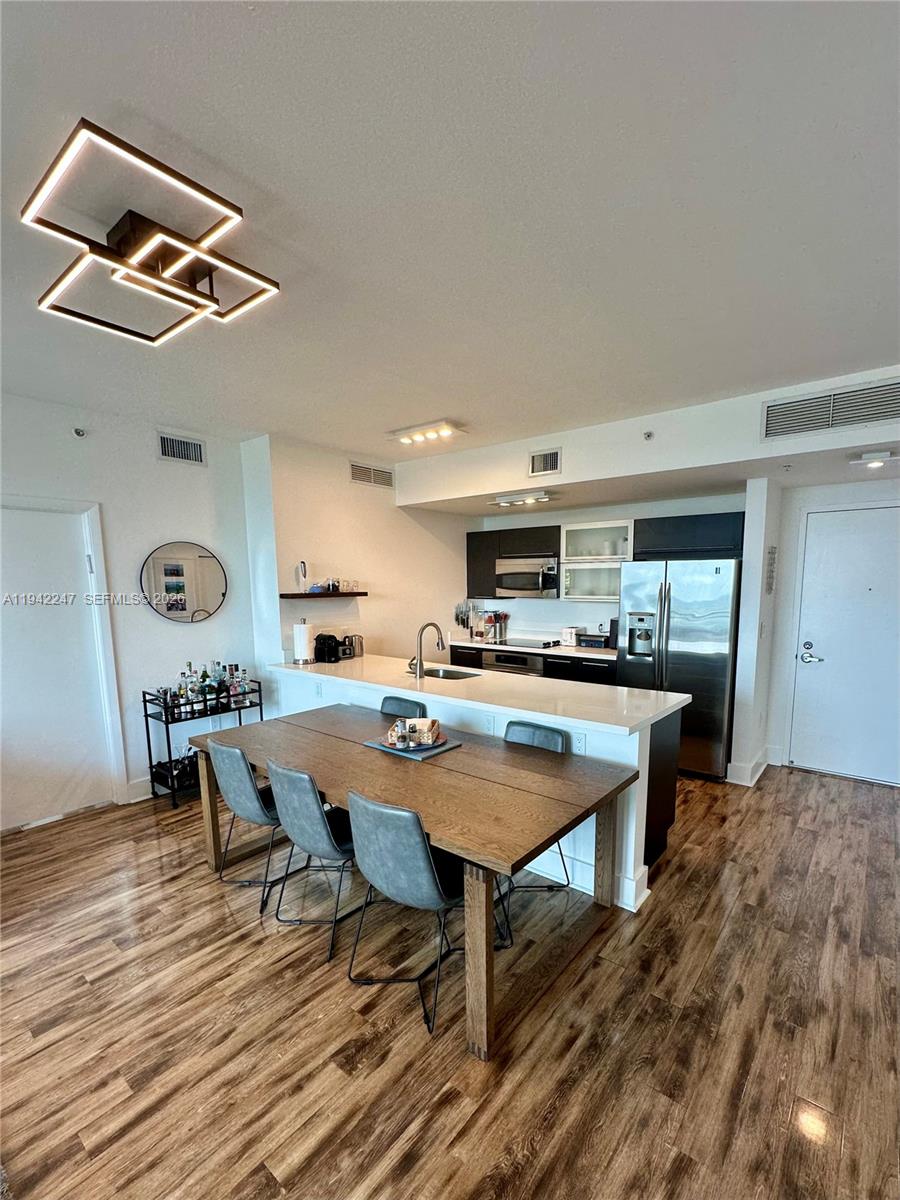 90 SW 3rd St #2306, Miami FL 33130