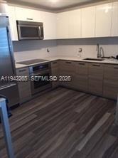 1300 Brickell Bay Dr #2802, Miami FL 33131