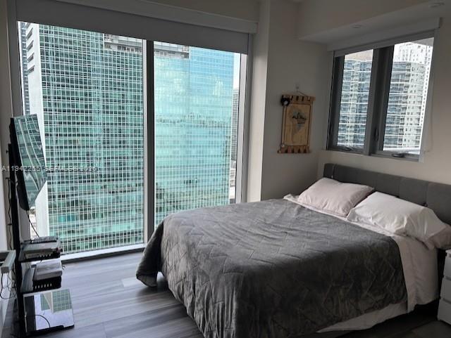 1300 Brickell Bay Dr #2802, Miami FL 33131