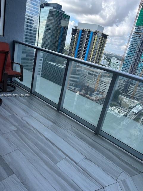 1300 Brickell Bay Dr #2802, Miami FL 33131