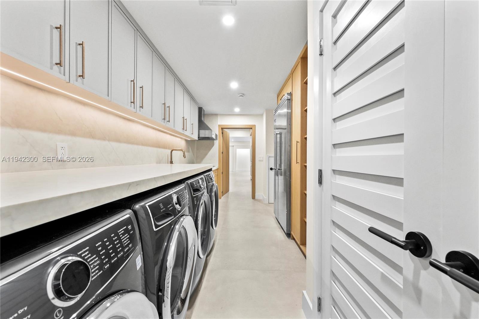 3320 SW 121st Ave, Davie FL 33330