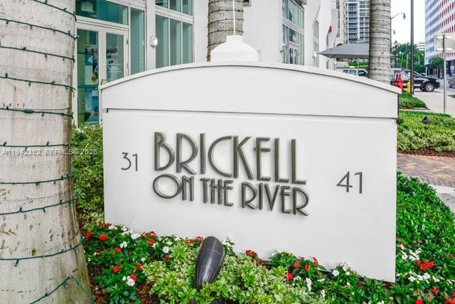 41 SE 5th St #2112, Miami FL 33131