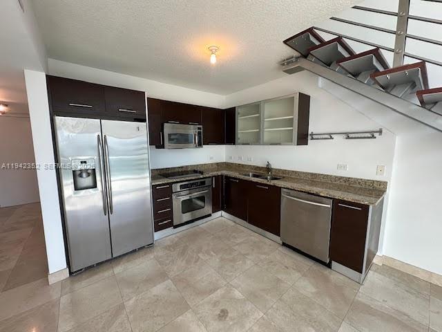 41 SE 5th St #2112, Miami FL 33131
