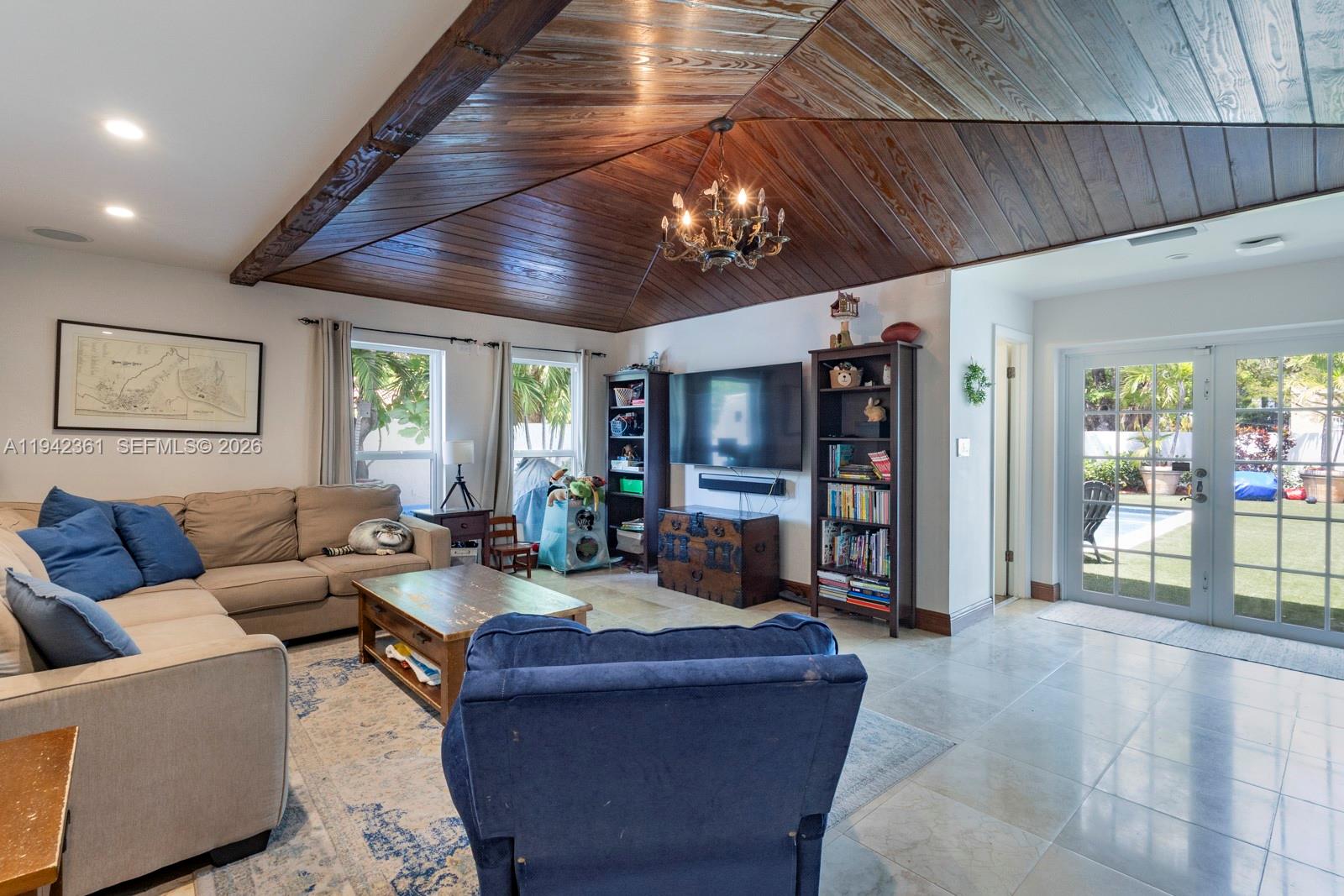 360 SW 28th Rd, Miami FL 33129