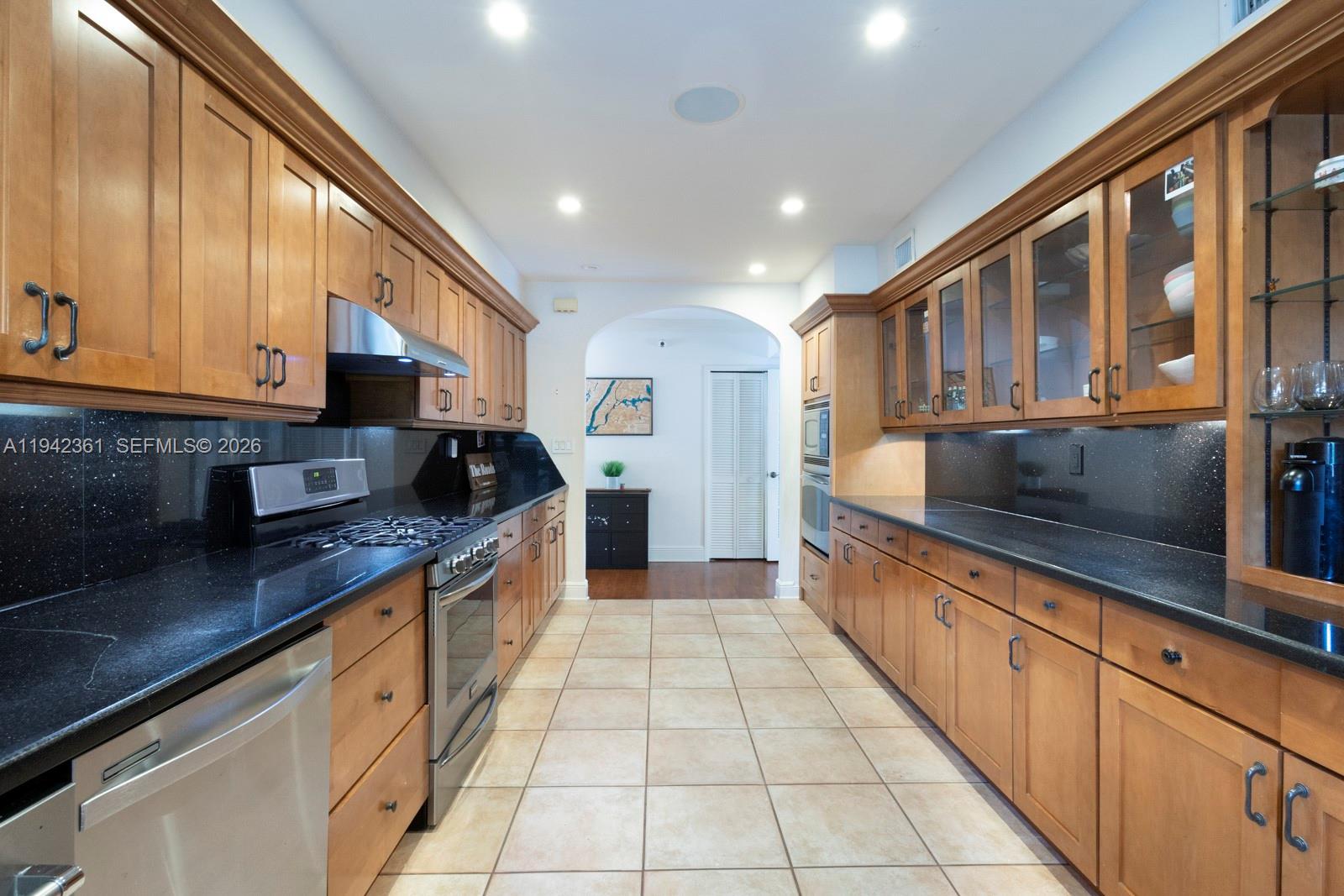 360 SW 28th Rd, Miami FL 33129