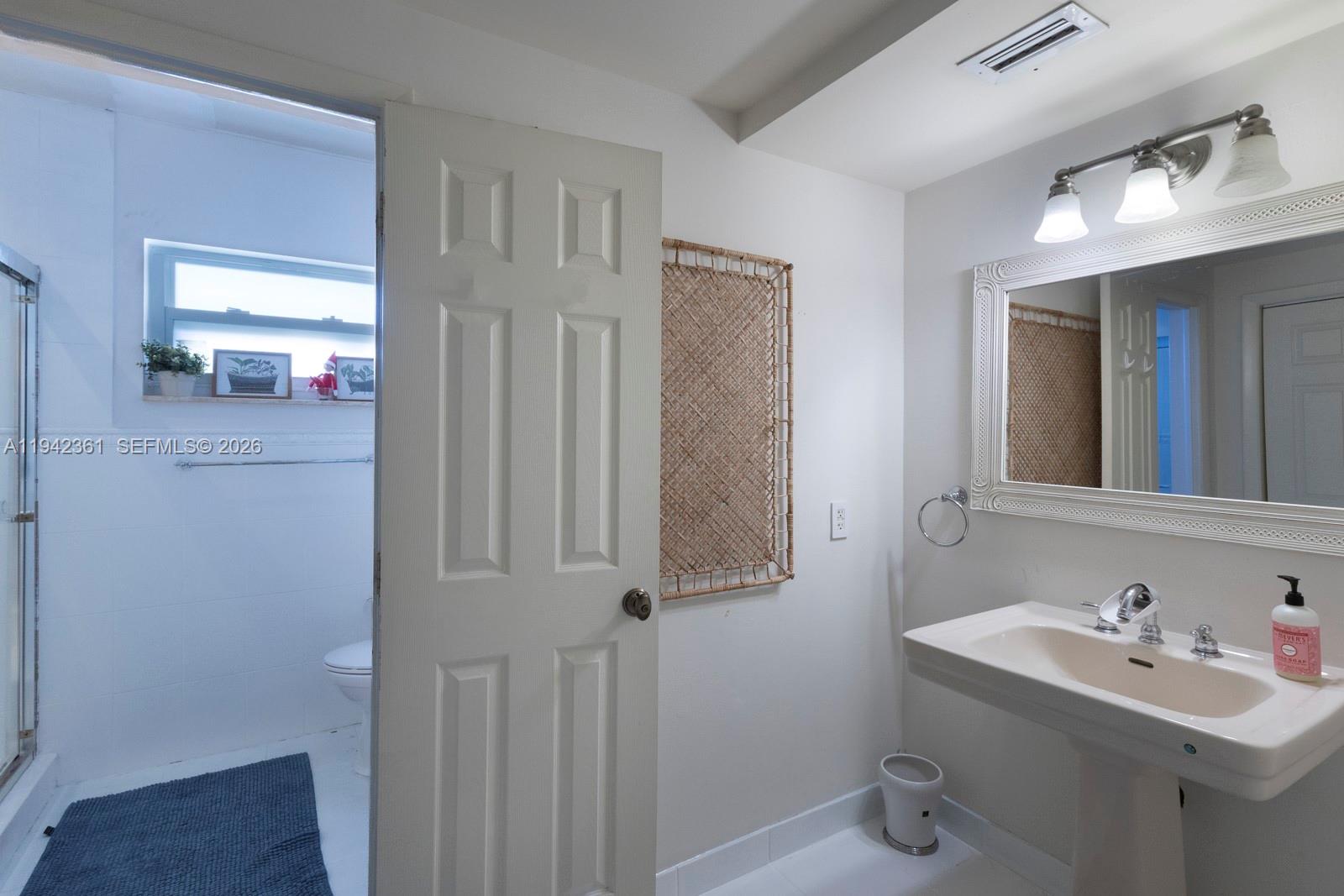 360 SW 28th Rd, Miami FL 33129