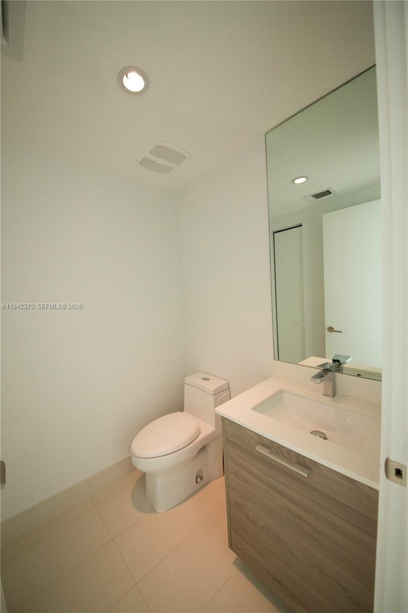1300 S Miami Ave #4706, Miami FL 33130