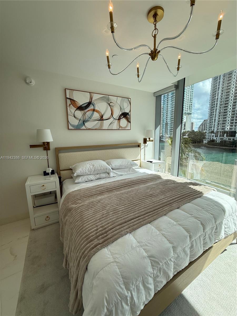 300 Biscayne Blvd Way #403C, Miami FL 33131