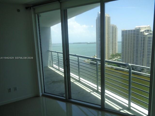 325 S Biscayne Blvd #2417, Miami FL 33131