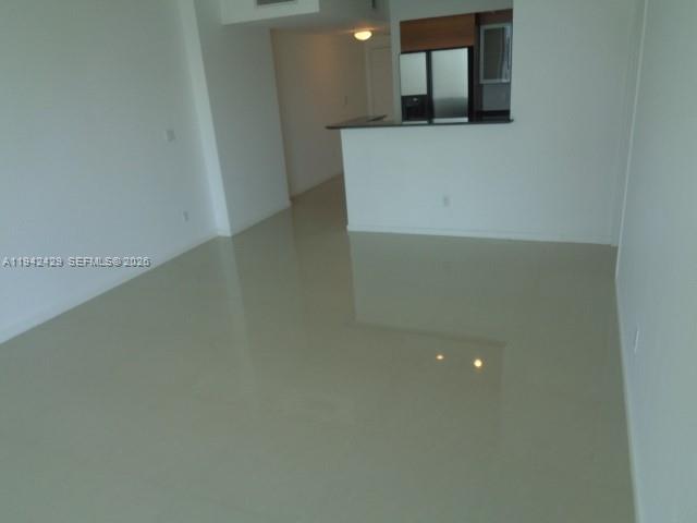 325 S Biscayne Blvd #2417, Miami FL 33131