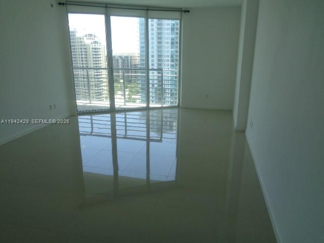325 S Biscayne Blvd #2417, Miami FL 33131