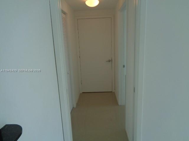 325 S Biscayne Blvd #2417, Miami FL 33131