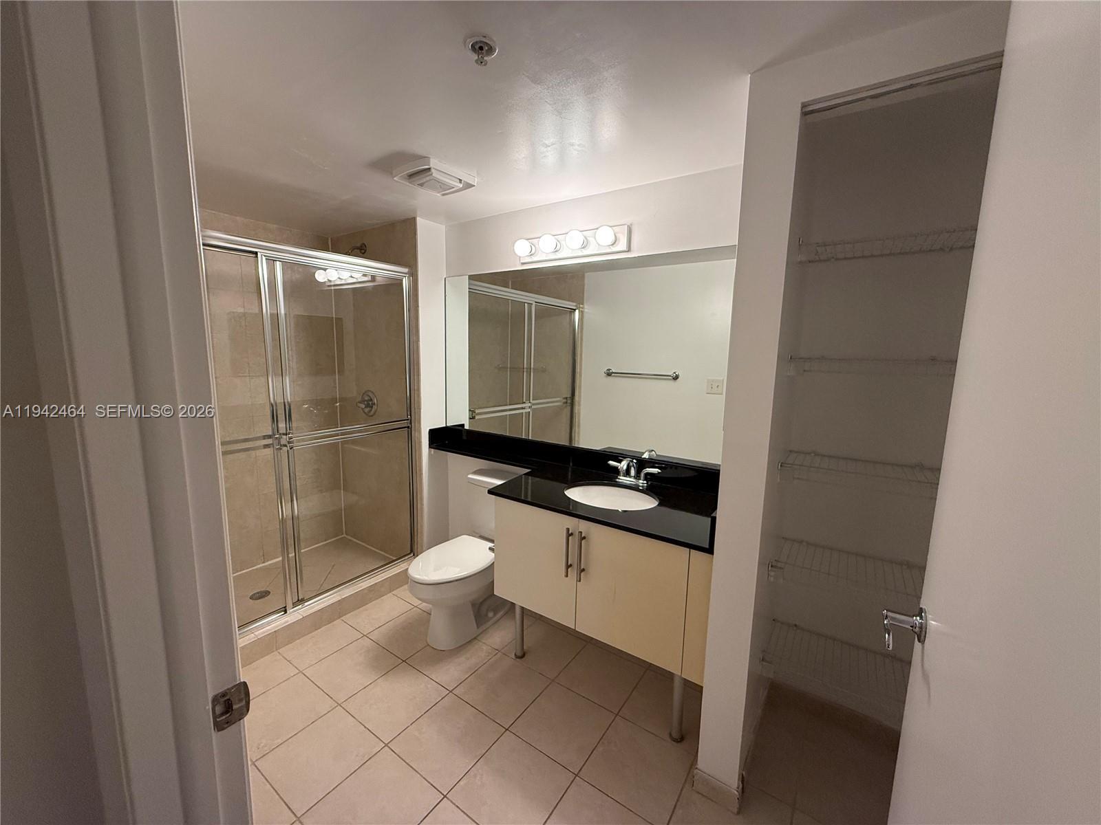 31 SE 5th St #1204, Miami FL 33131