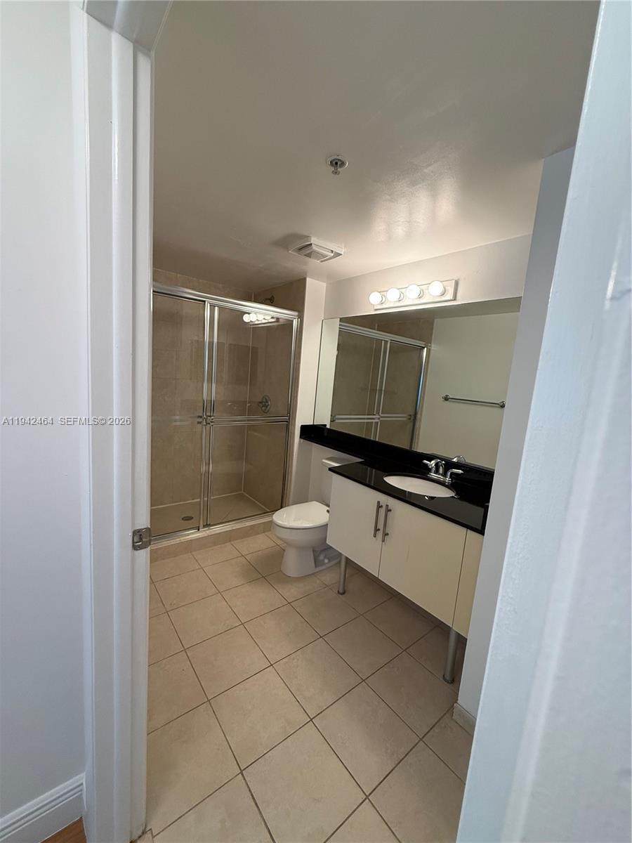 31 SE 5th St #1204, Miami FL 33131