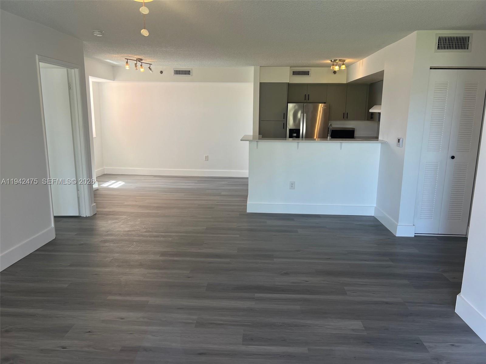 19701 E Country Club Dr #5408, Aventura FL 33180