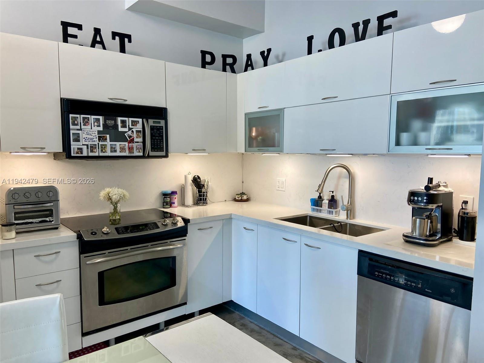 133 NE 2nd Ave #1803, Miami FL 33132
