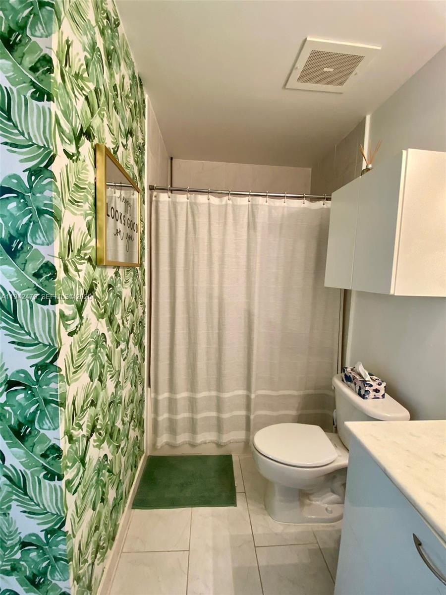 133 NE 2nd Ave #1803, Miami FL 33132