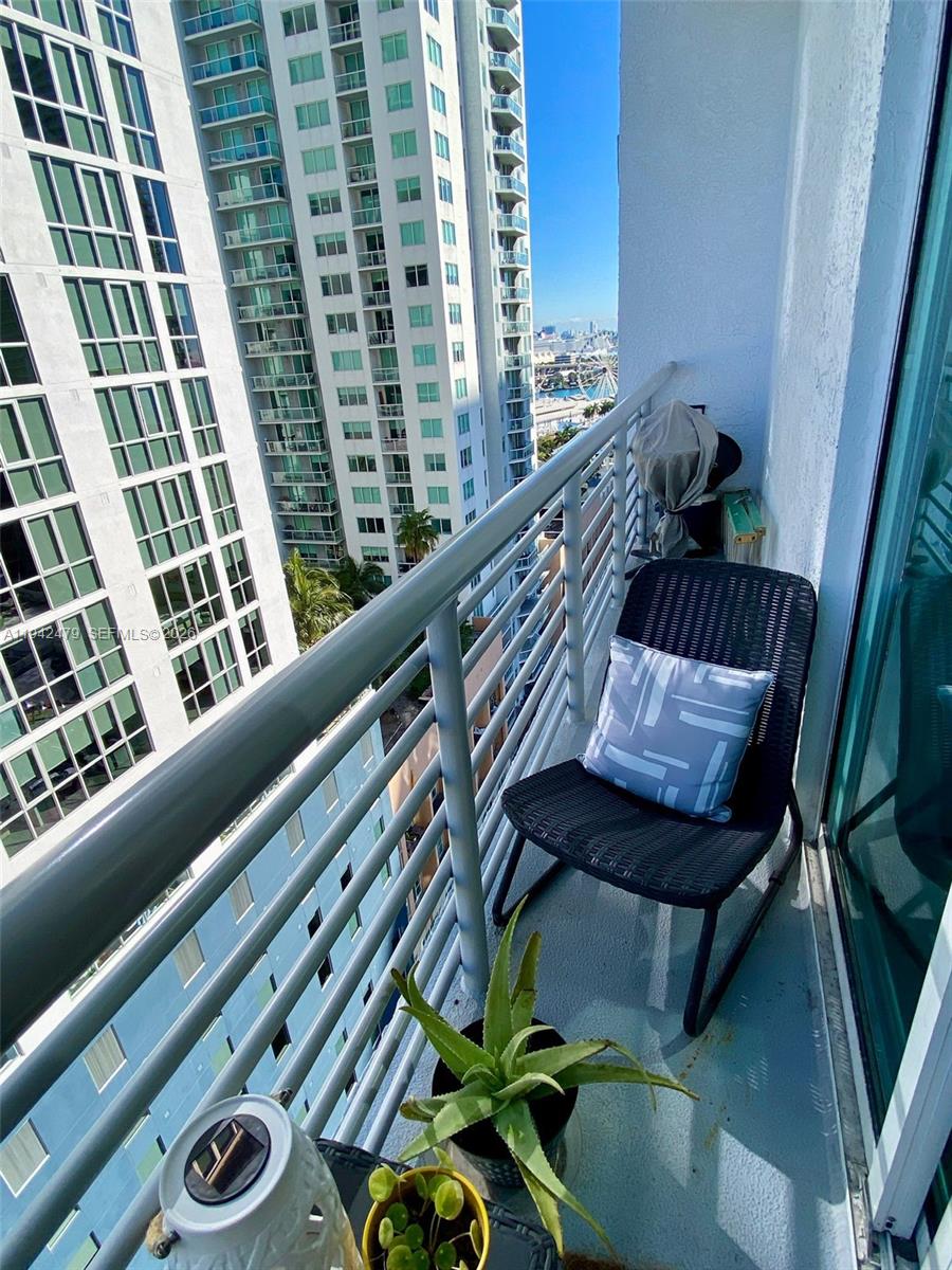 133 NE 2nd Ave #1803, Miami FL 33132