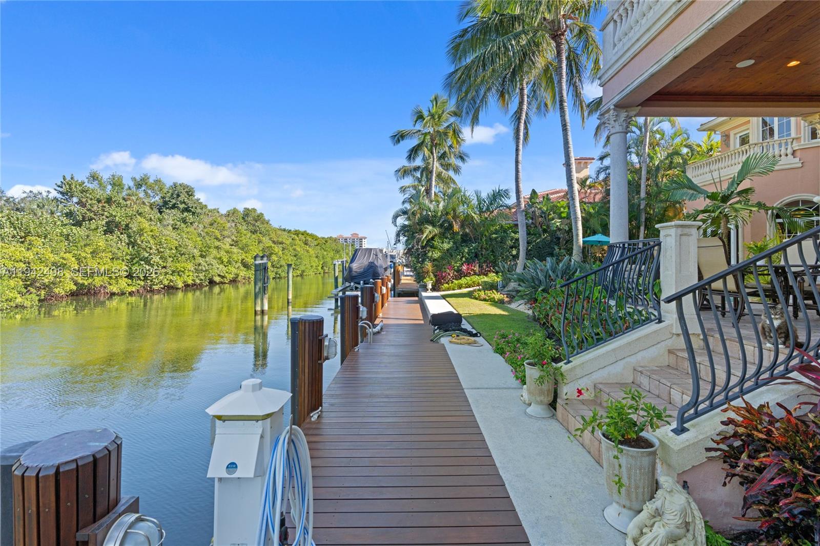 833 Harbour Isle Place, North Palm Beach FL 33410