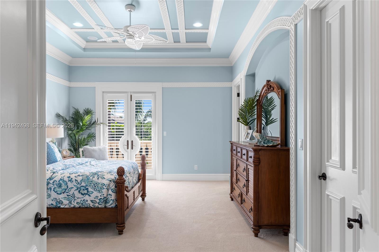 833 Harbour Isle Place, North Palm Beach FL 33410