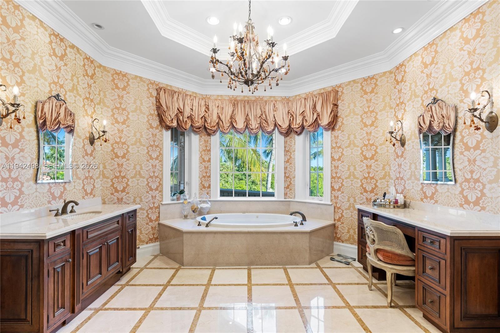 833 Harbour Isle Place, North Palm Beach FL 33410