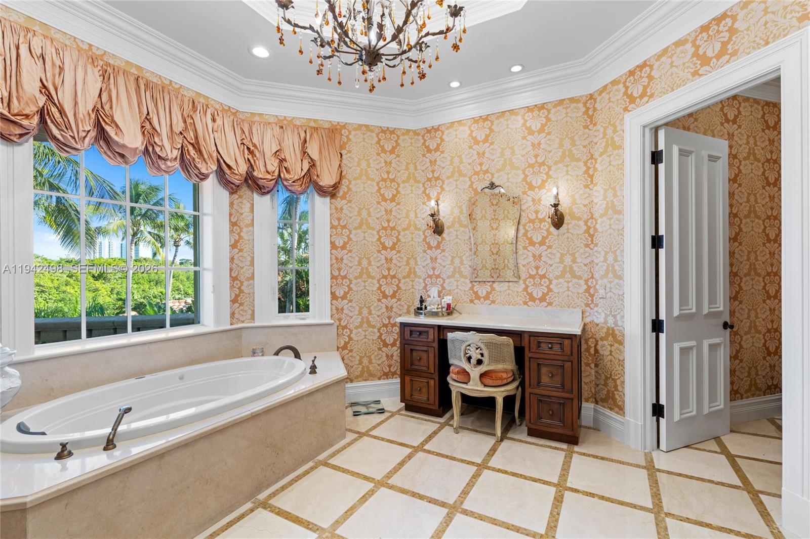 833 Harbour Isle Place, North Palm Beach FL 33410