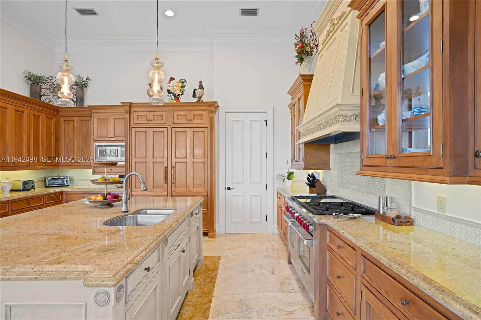 833 Harbour Isle Place, North Palm Beach FL 33410