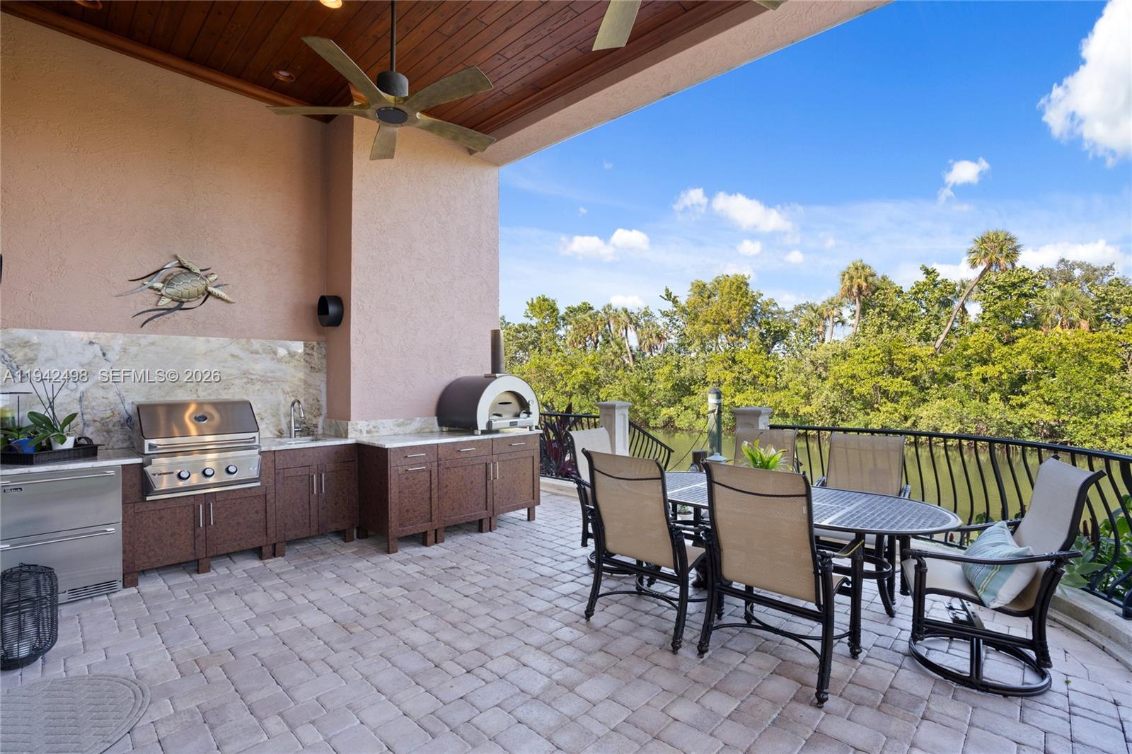 833 Harbour Isle Place, North Palm Beach FL 33410