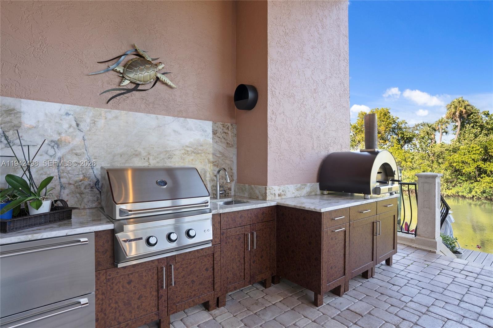 833 Harbour Isle Place, North Palm Beach FL 33410