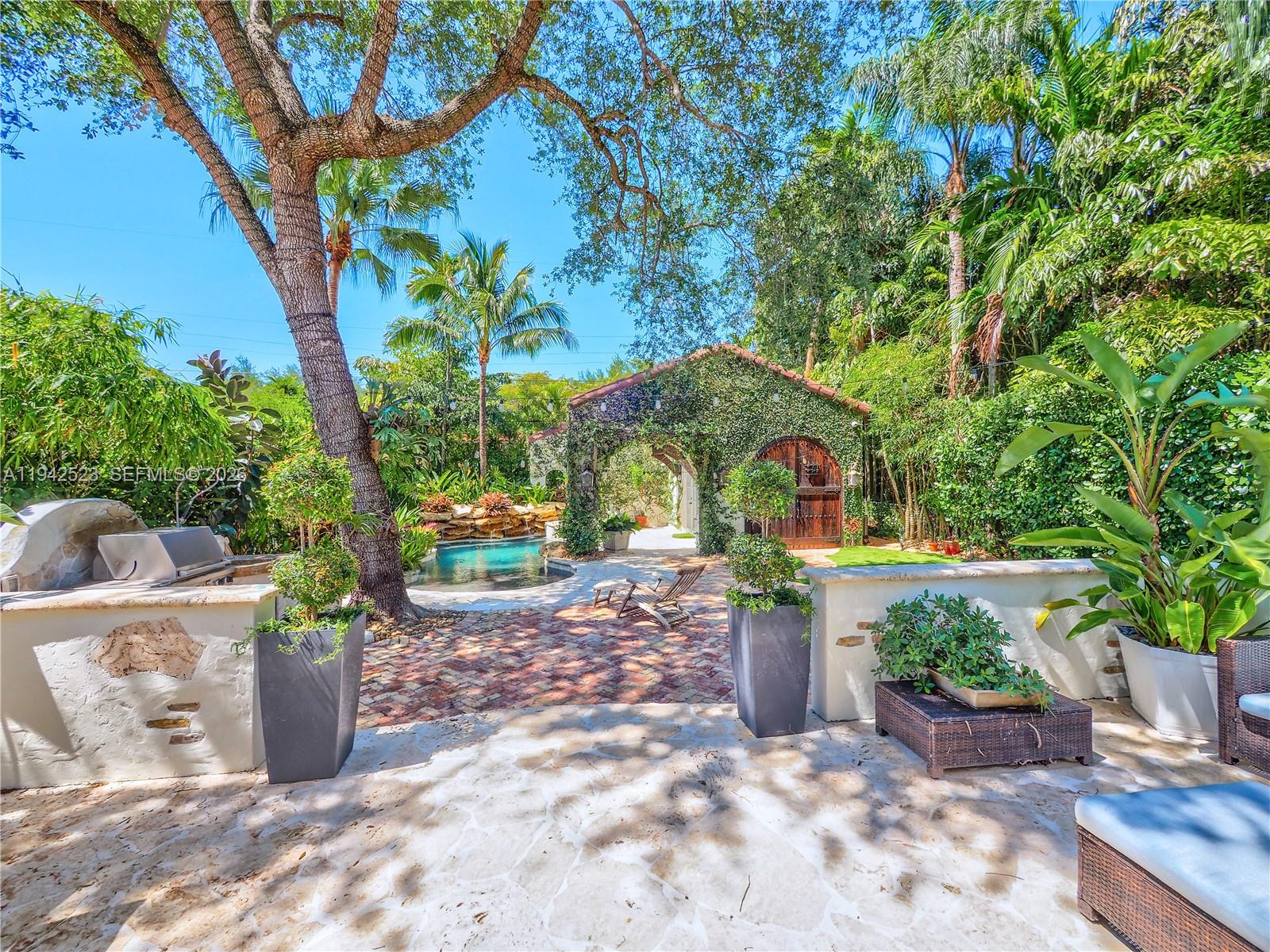 1229 Sorolla Ave, Coral Gables FL 33134