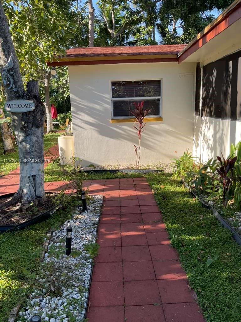 6706 Inwood, North Lauderdale FL 33068