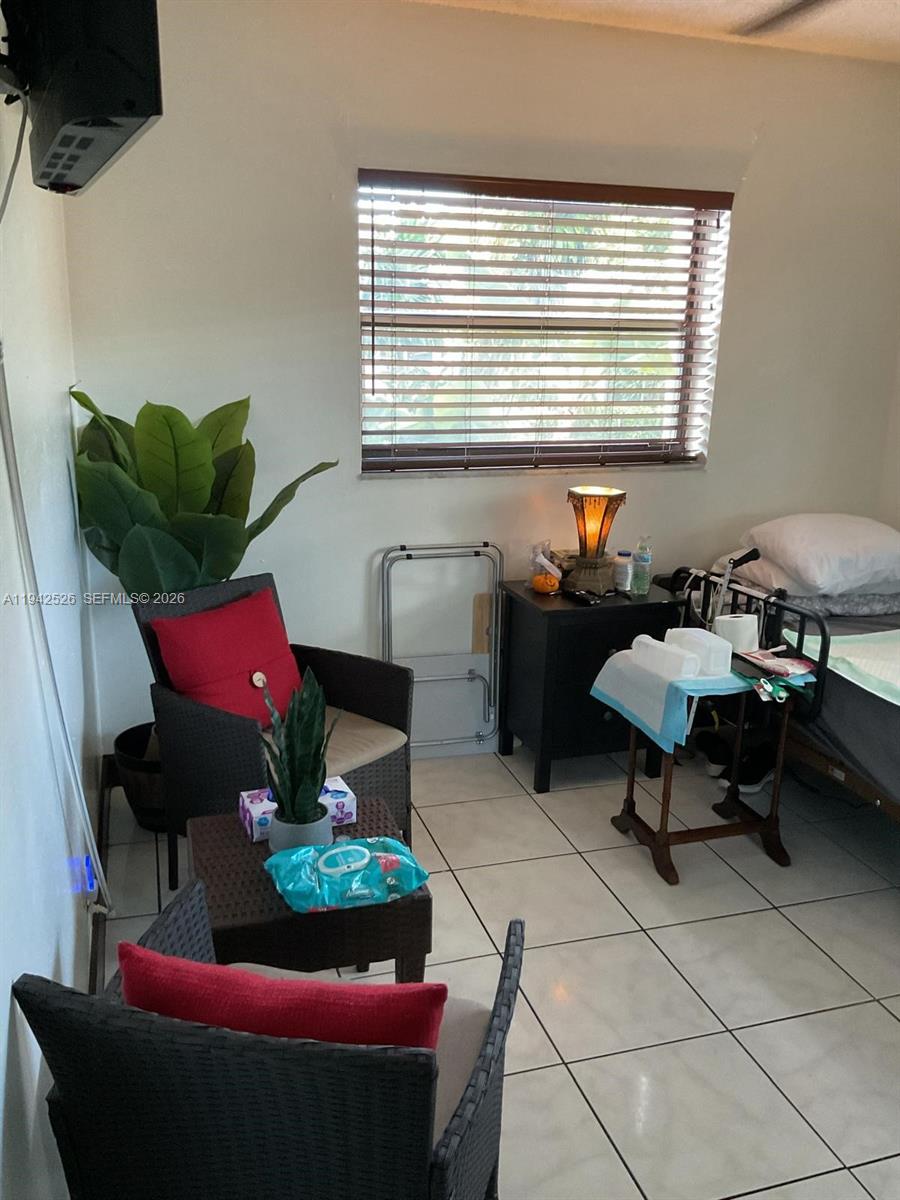 6706 Inwood, North Lauderdale FL 33068