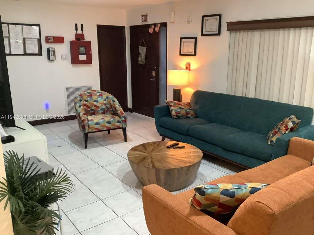 6706 Inwood, North Lauderdale FL 33068