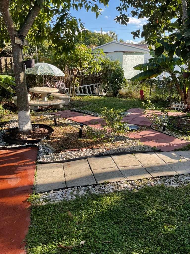 6706 Inwood, North Lauderdale FL 33068