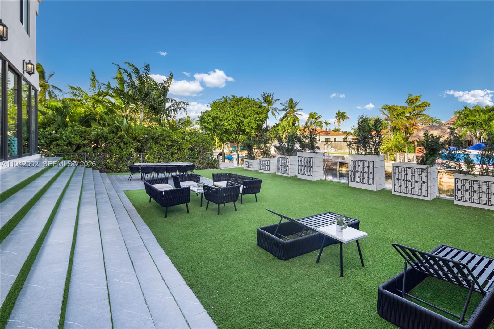 8005 Noremac Ave, Miami Beach FL 33141