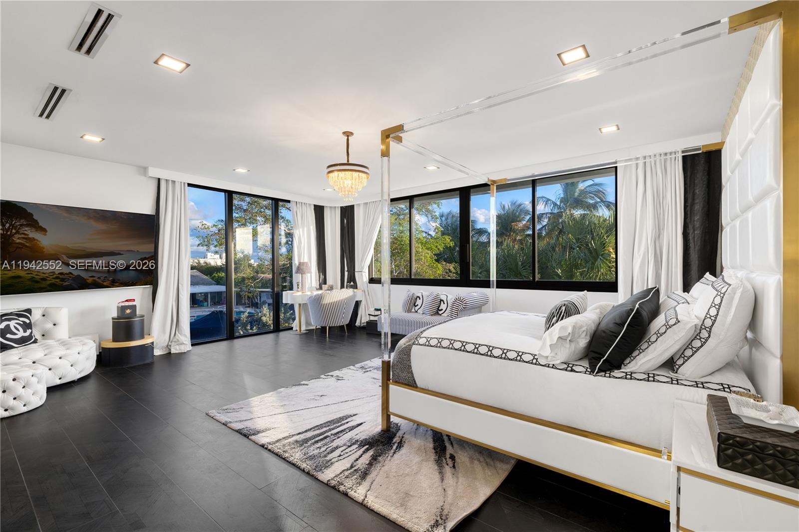 8005 Noremac Ave, Miami Beach FL 33141