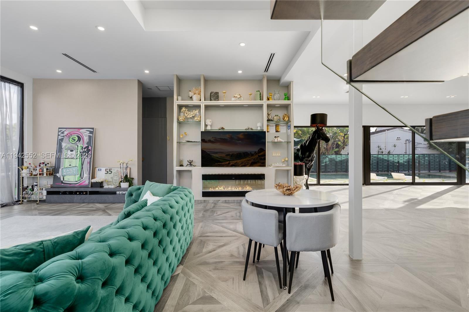 8005 Noremac Ave, Miami Beach FL 33141